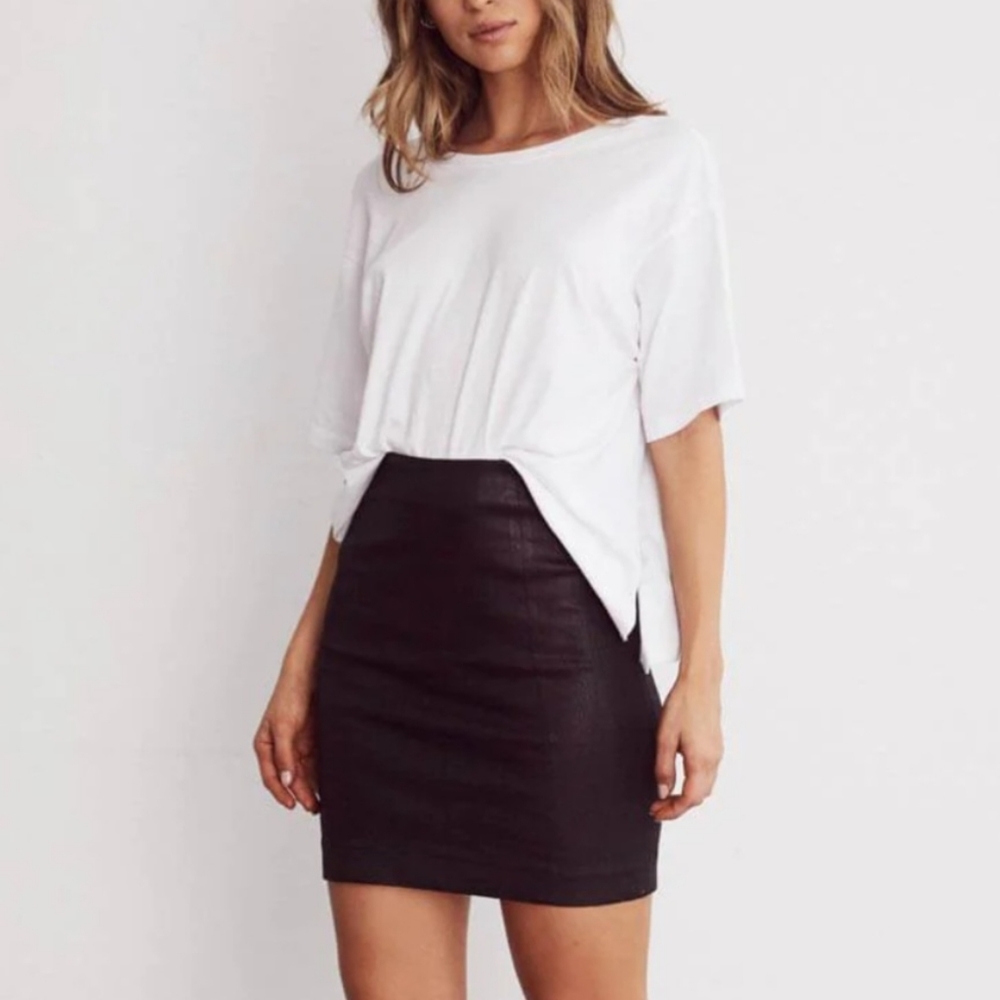 Vetta The Leatherette Skirt